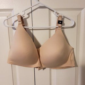 Torrid Everyday Wire-Free Lightly Lined 360 Back Smoothing Bra Beige NWT 44D
